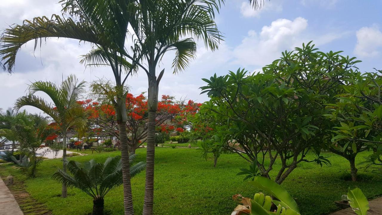 Swahili Beach Resort Zanzibar Exteriör bild